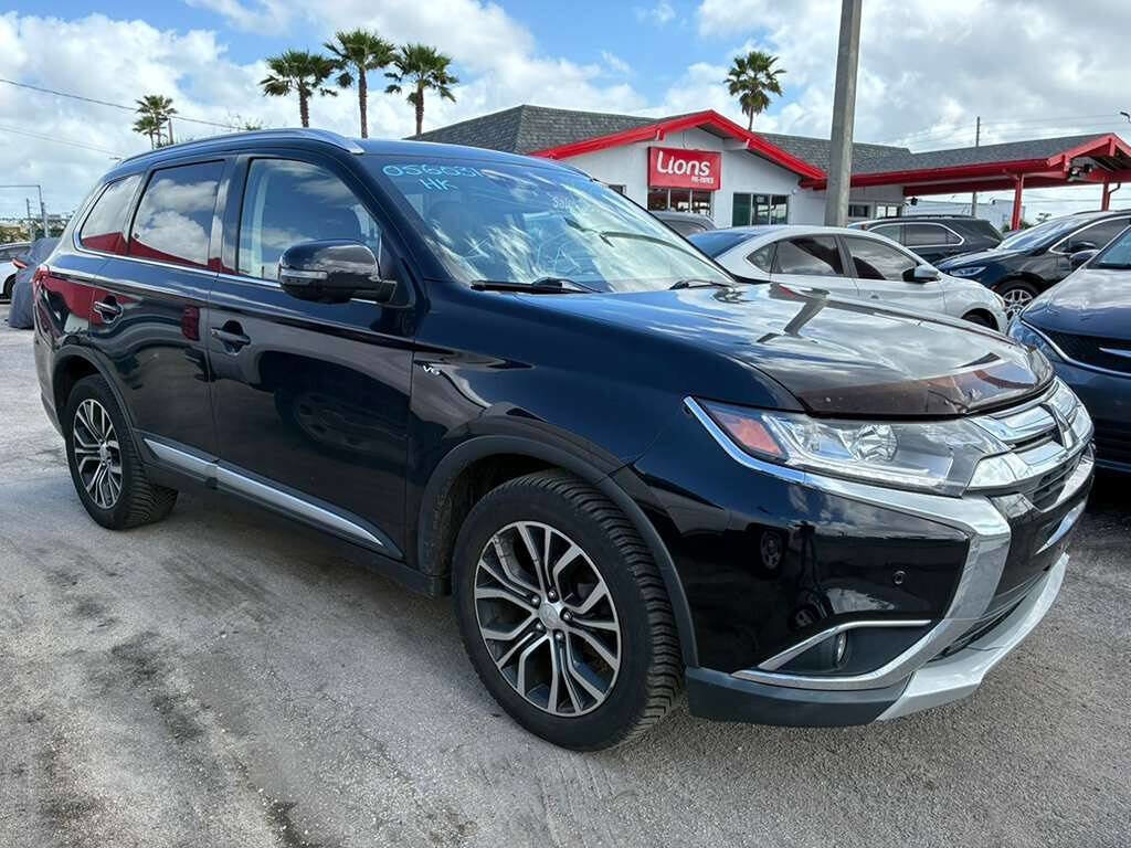Used 2017 Mitsubishi Outlander GT image 5