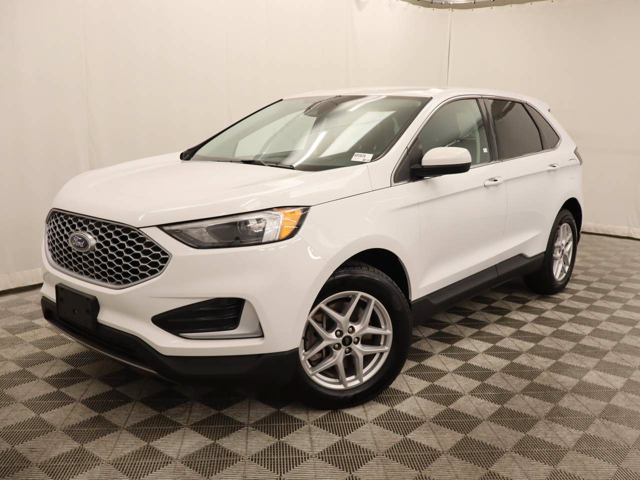 Used 2024 Ford Edge SEL AWD/4WD image 1