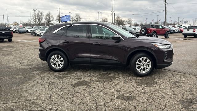 Certified 2023 Ford Escape Active w/ Tech Pack #2 image 3