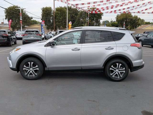 Used 2016 Toyota RAV4 LE FWD image 12