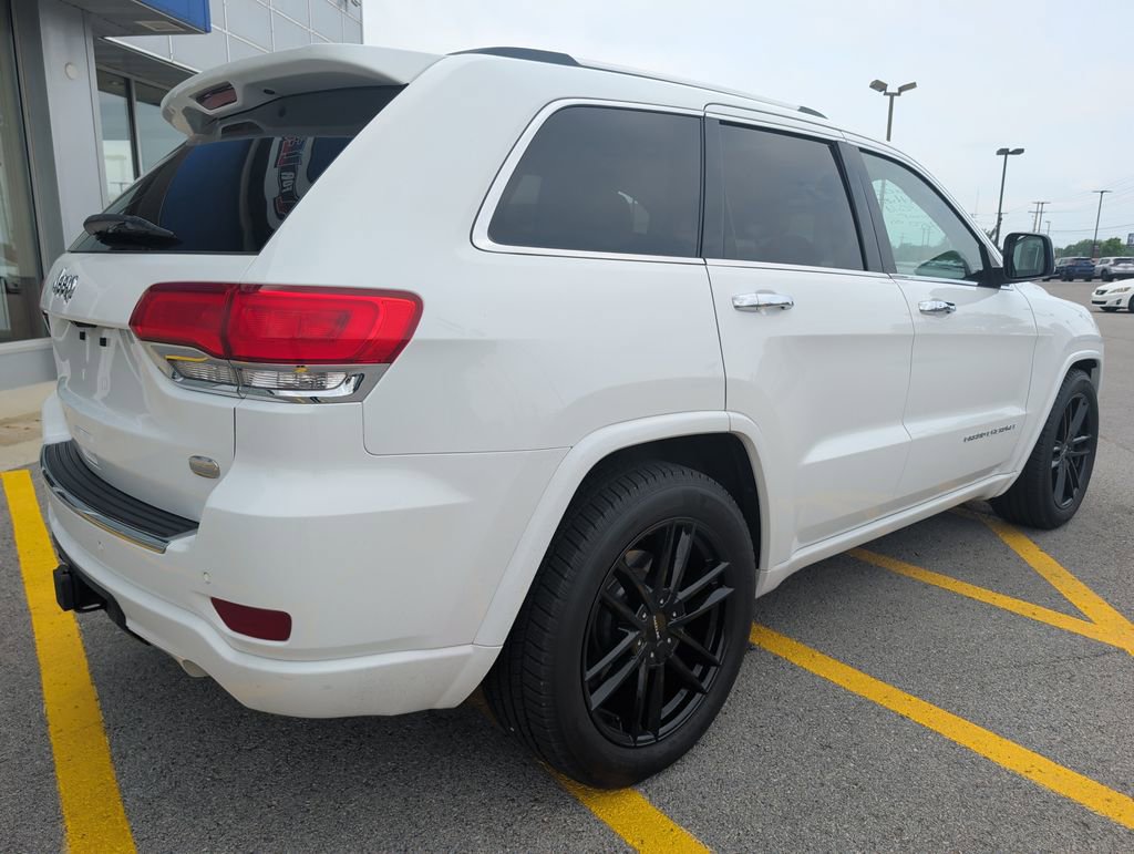 Used 2014 Jeep Grand Cherokee Overland w/ Advanced Technology Group AWD/4WD image 7