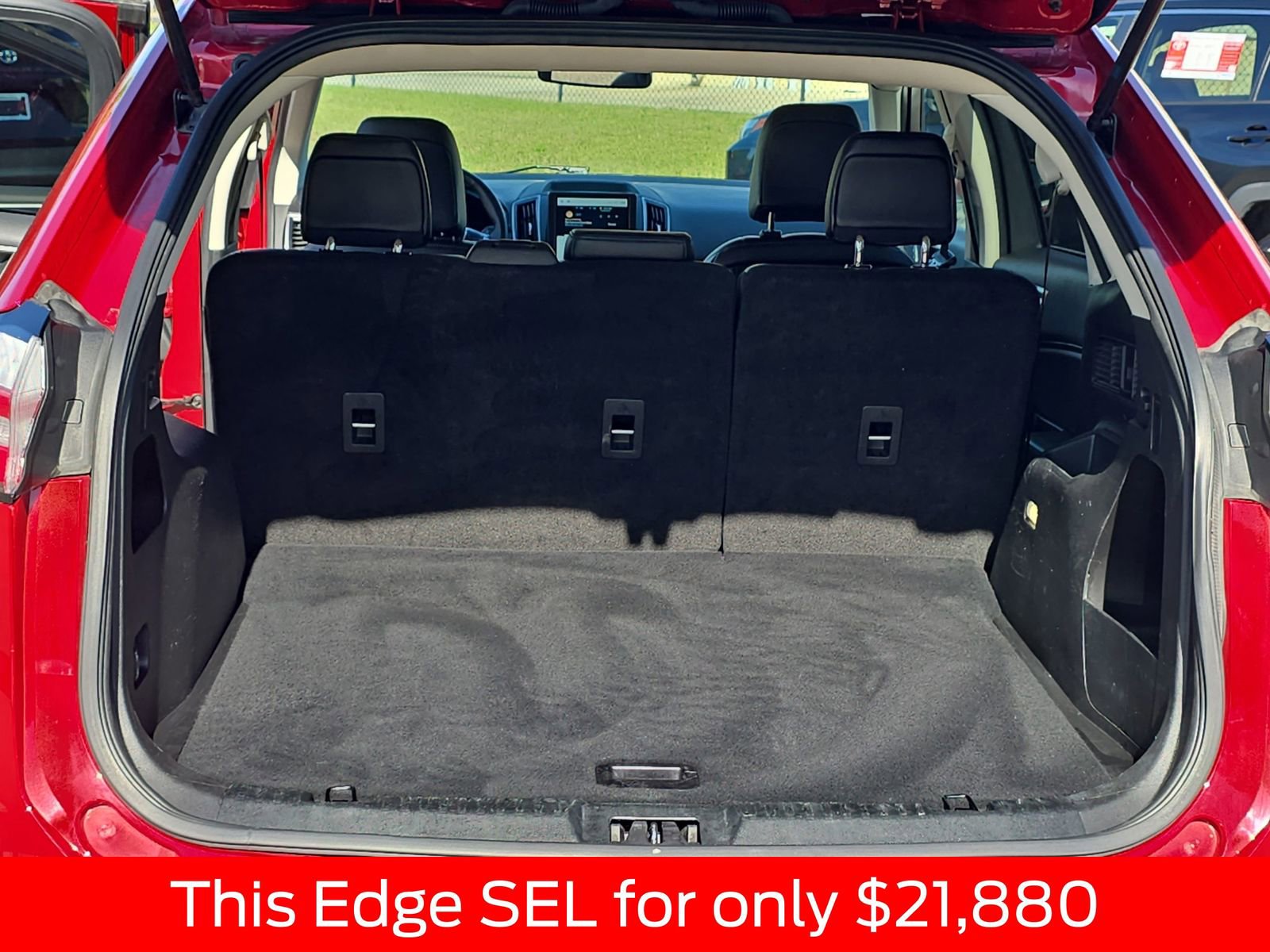 Used 2024 Ford Edge SEL image 18