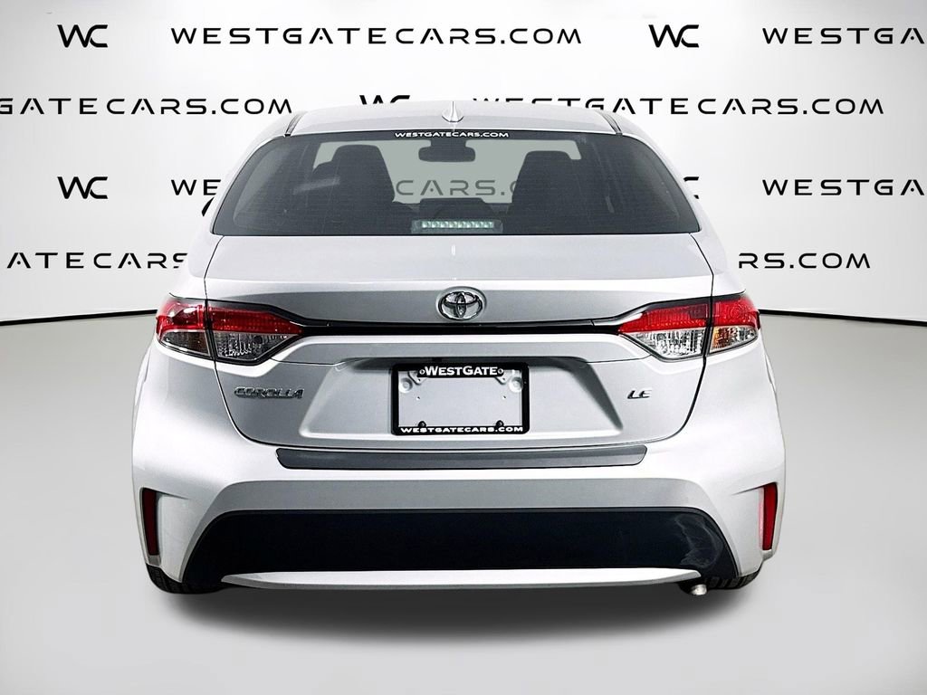 Used 2022 Toyota Corolla LE image 7