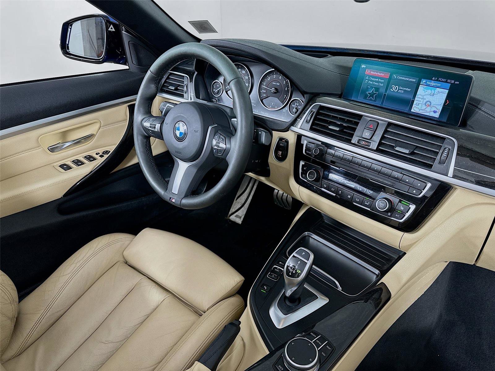 Used 2019 BMW 430i xDrive Convertible w/ M Sport Package image 22