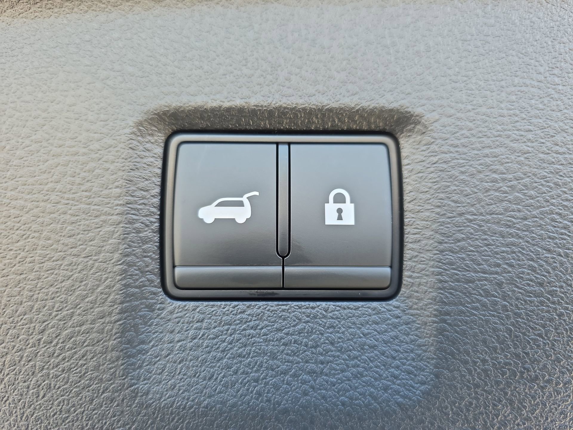 New 2026 INFINITI QX60 Autograph w/ Dark Cargo Package image 13