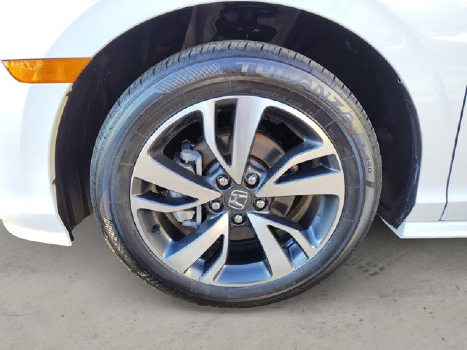 Used 2023 Honda Odyssey Touring image 10