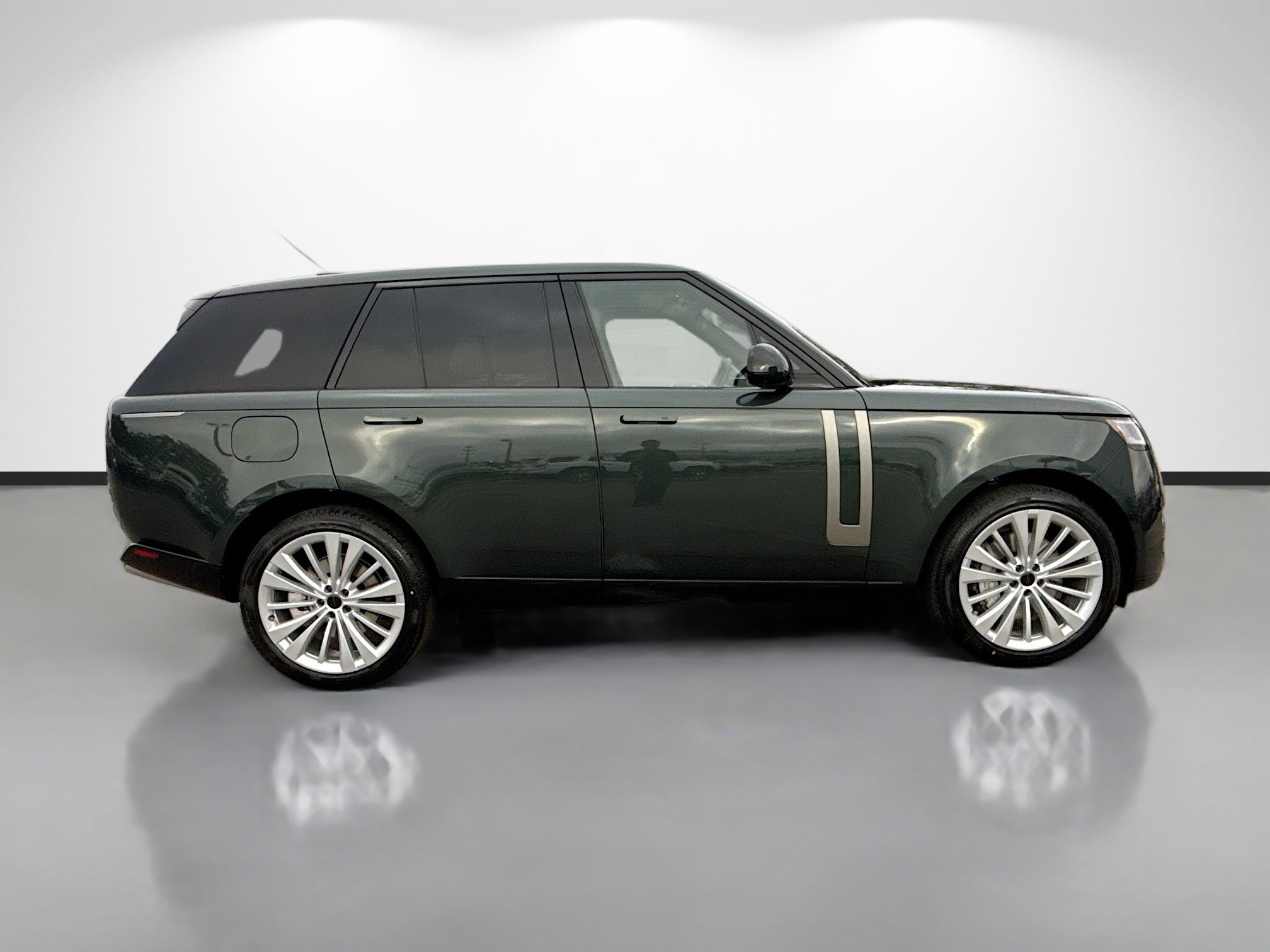 New 2026 Land Rover Range Rover SE image 6