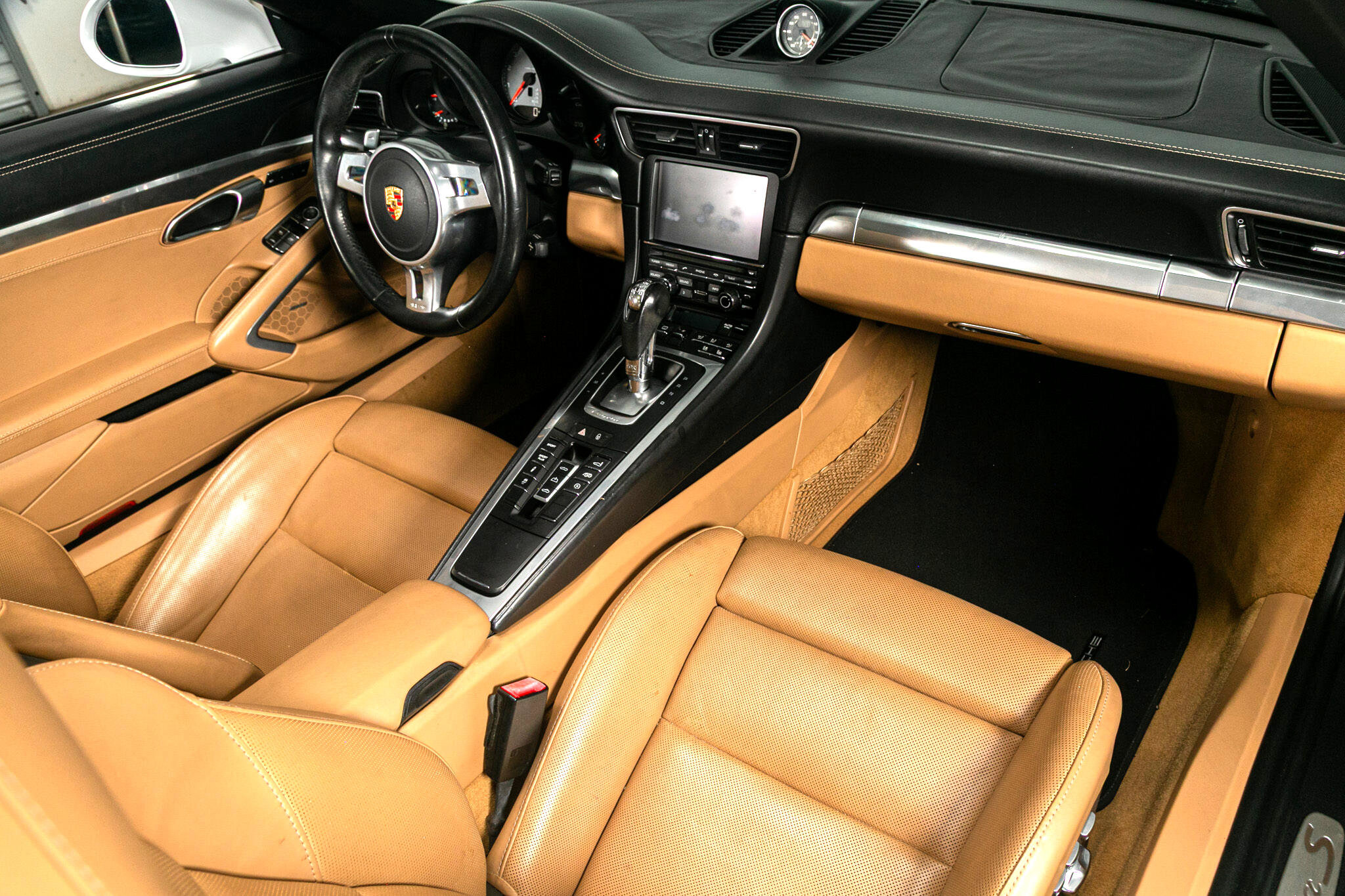 Used 2015 Porsche 911 Carrera S image 15