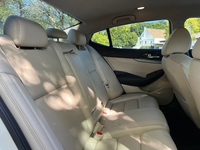 Used 2017 Nissan Maxima 3.5 SV w/ Dynamic Package FWD image 21