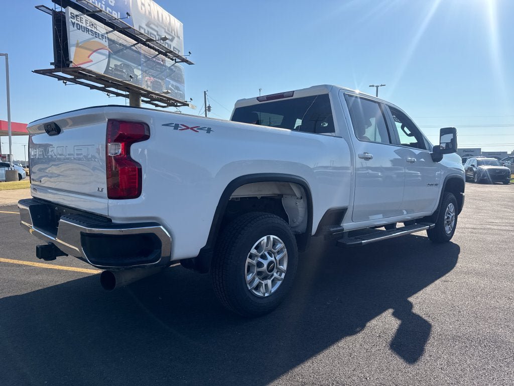 Used 2025 Chevrolet Silverado 2500 LT AWD/4WD image 7