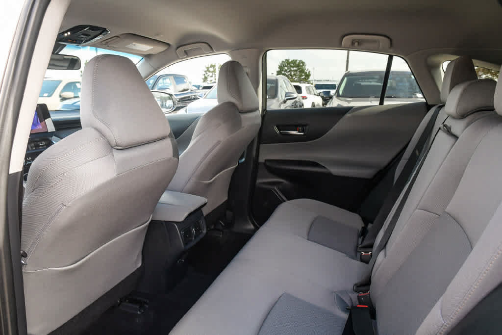 Certified 2024 Toyota Venza LE AWD/4WD image 17