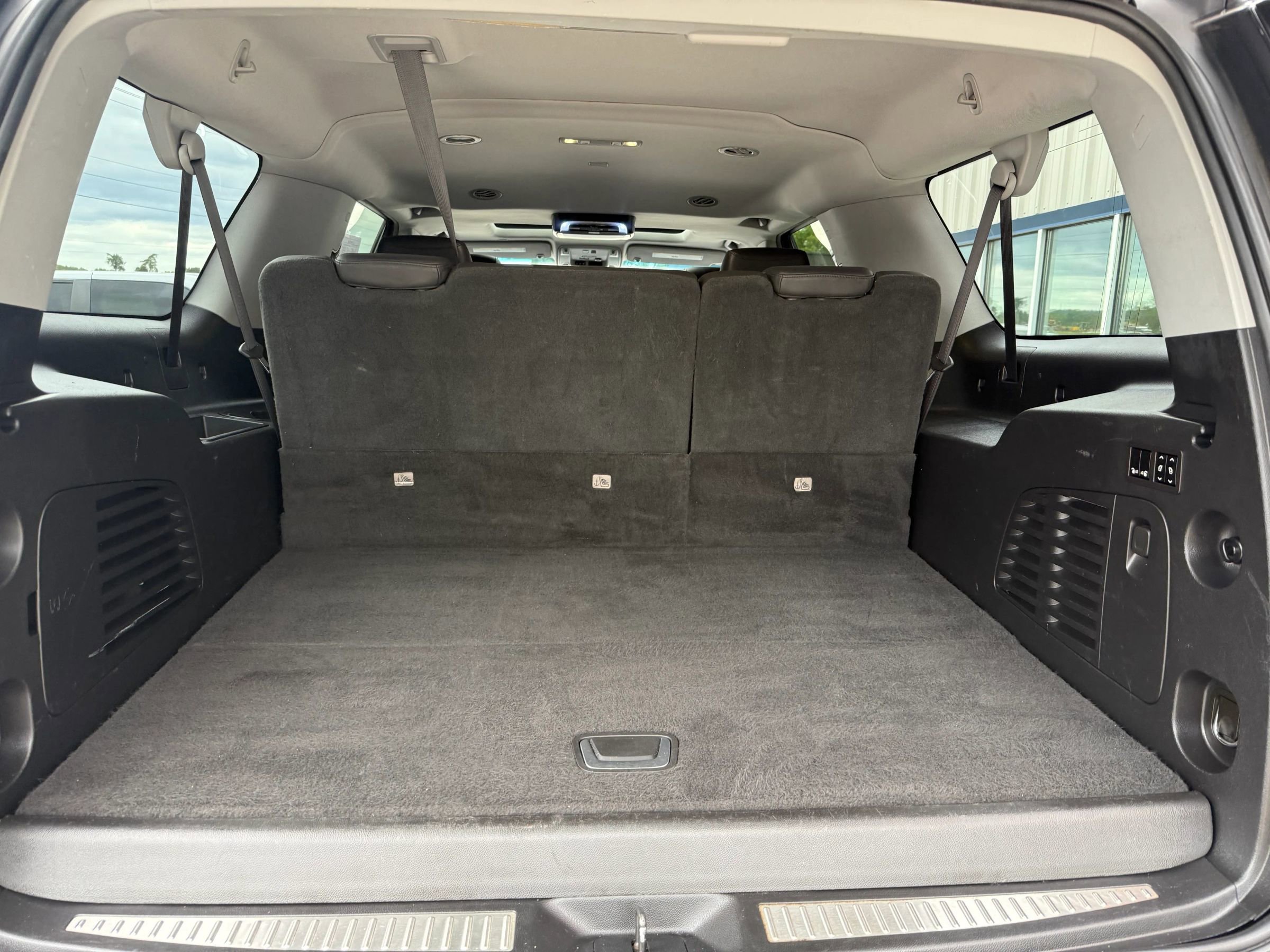 Used 2020 Cadillac Escalade ESV Luxury image 28