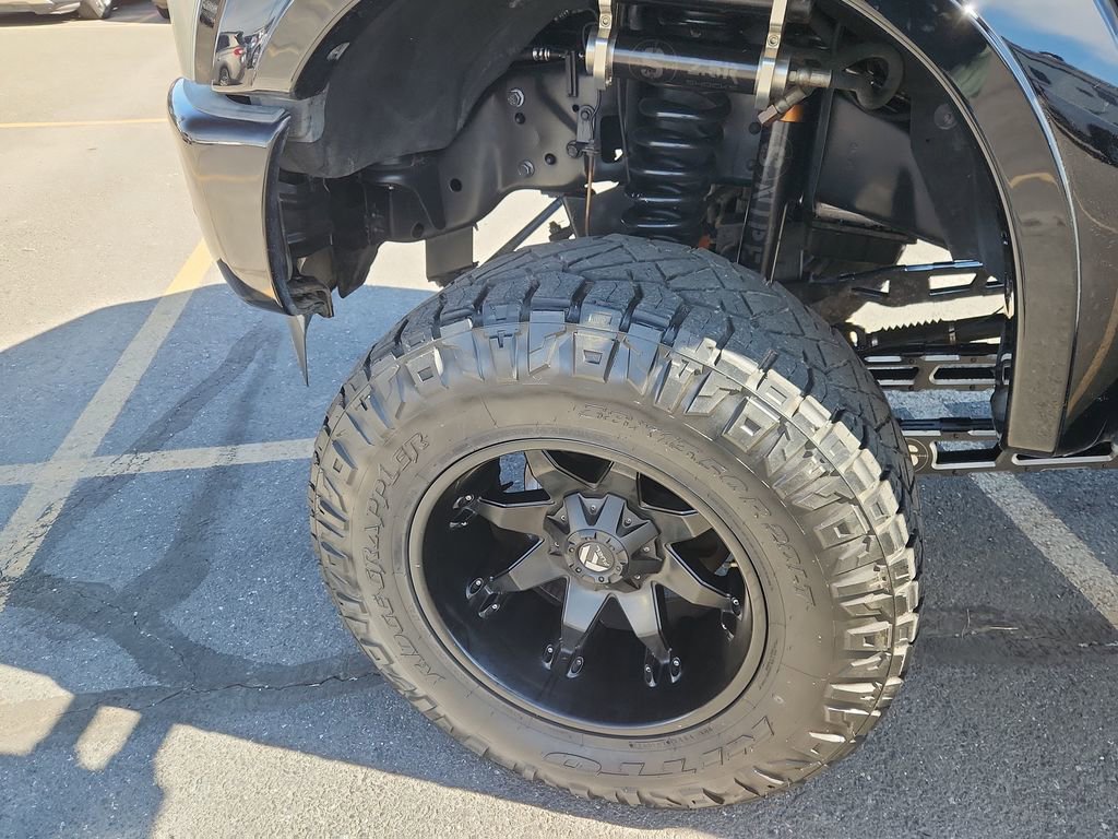 Used 2016 Ford F350 Platinum w/ FX4 Off-Road Package image 19