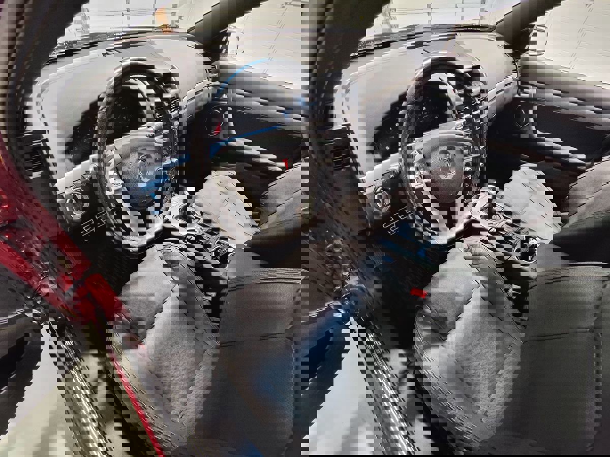 Used 2009 Pontiac G8 GXP image 24