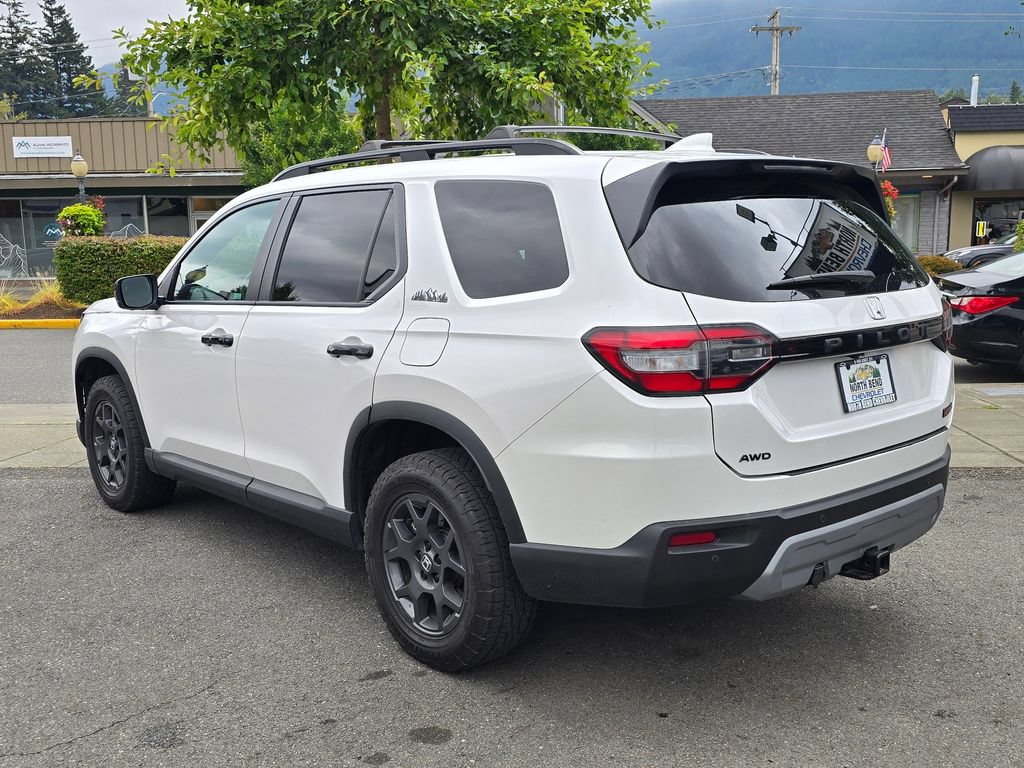 Used 2023 Honda Pilot TrailSport image 8