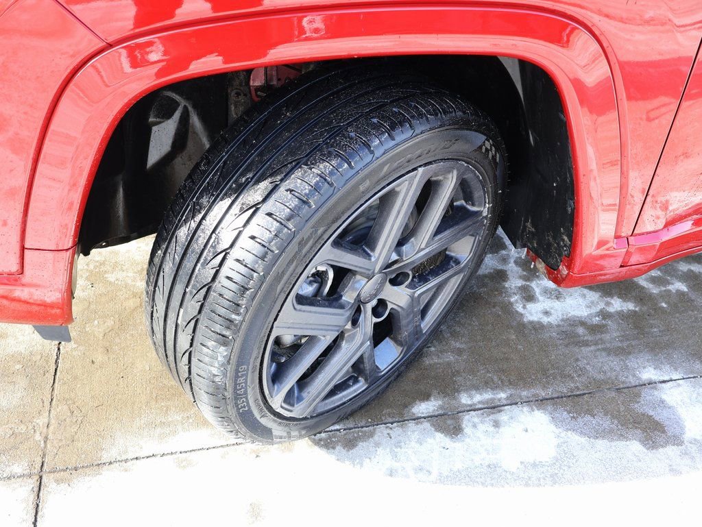 Used 2024 Jeep Compass Limited w/ High Altitude Package image 37