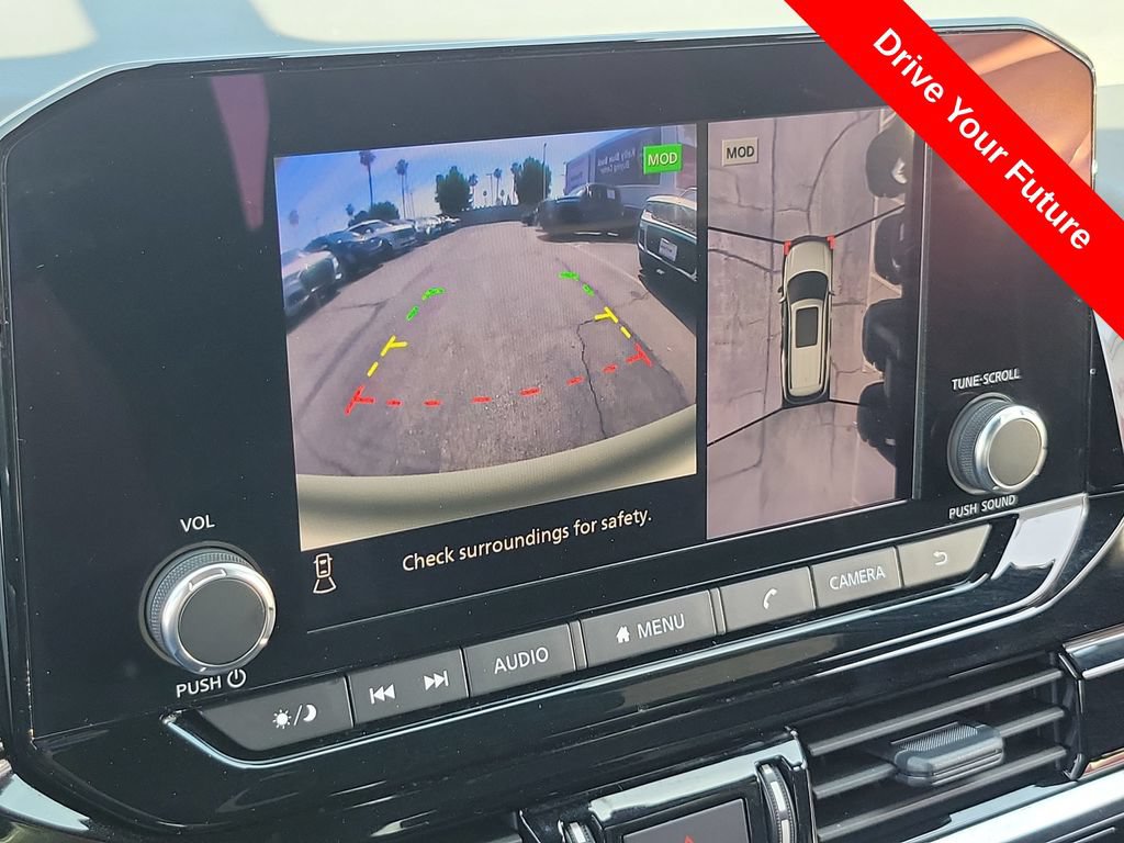 Used 2024 Nissan Pathfinder Rock Creek AWD/4WD image 11