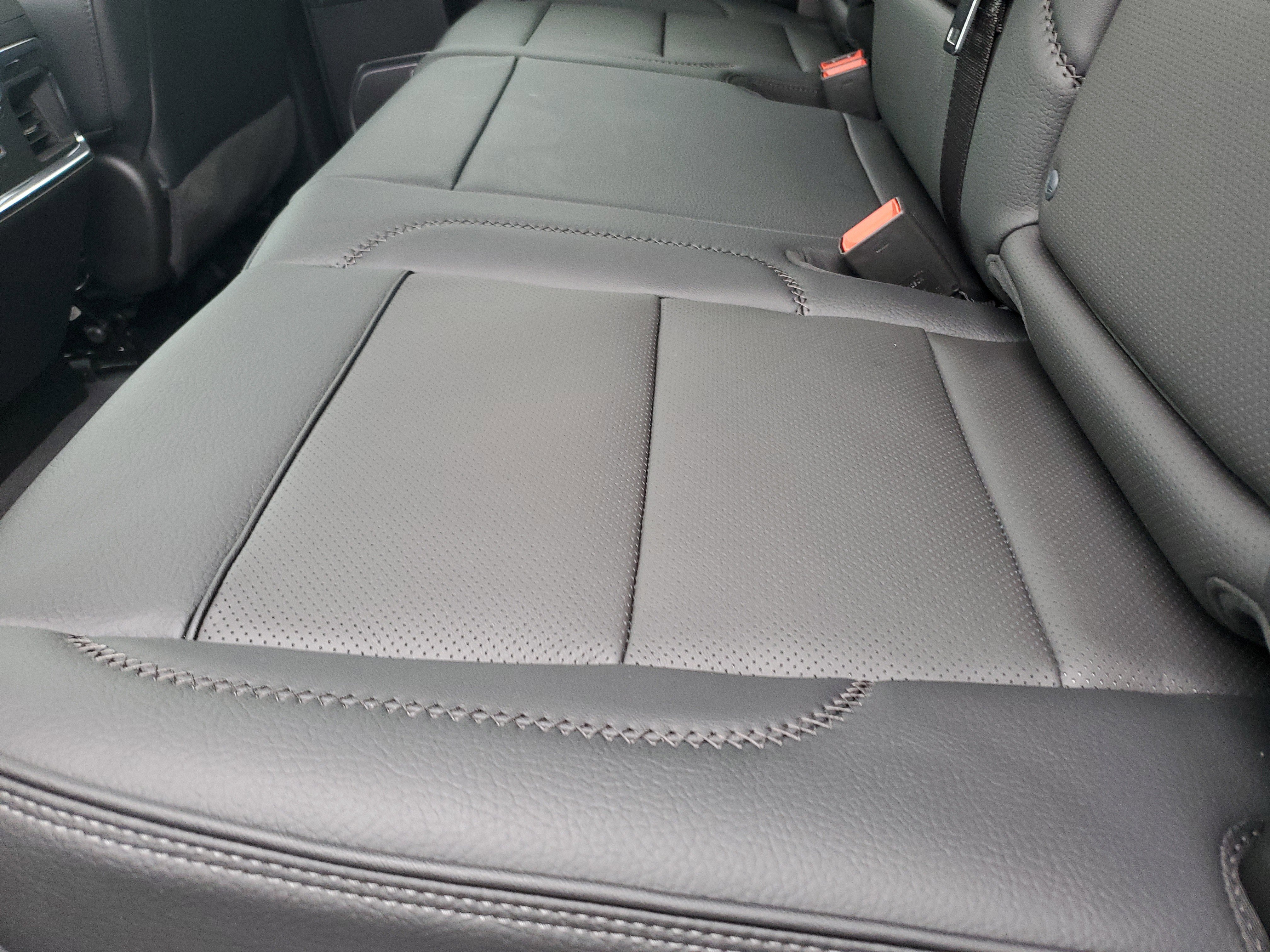 New 2026 GMC Sierra 3500 Denali w/ Denali Reserve Package image 32