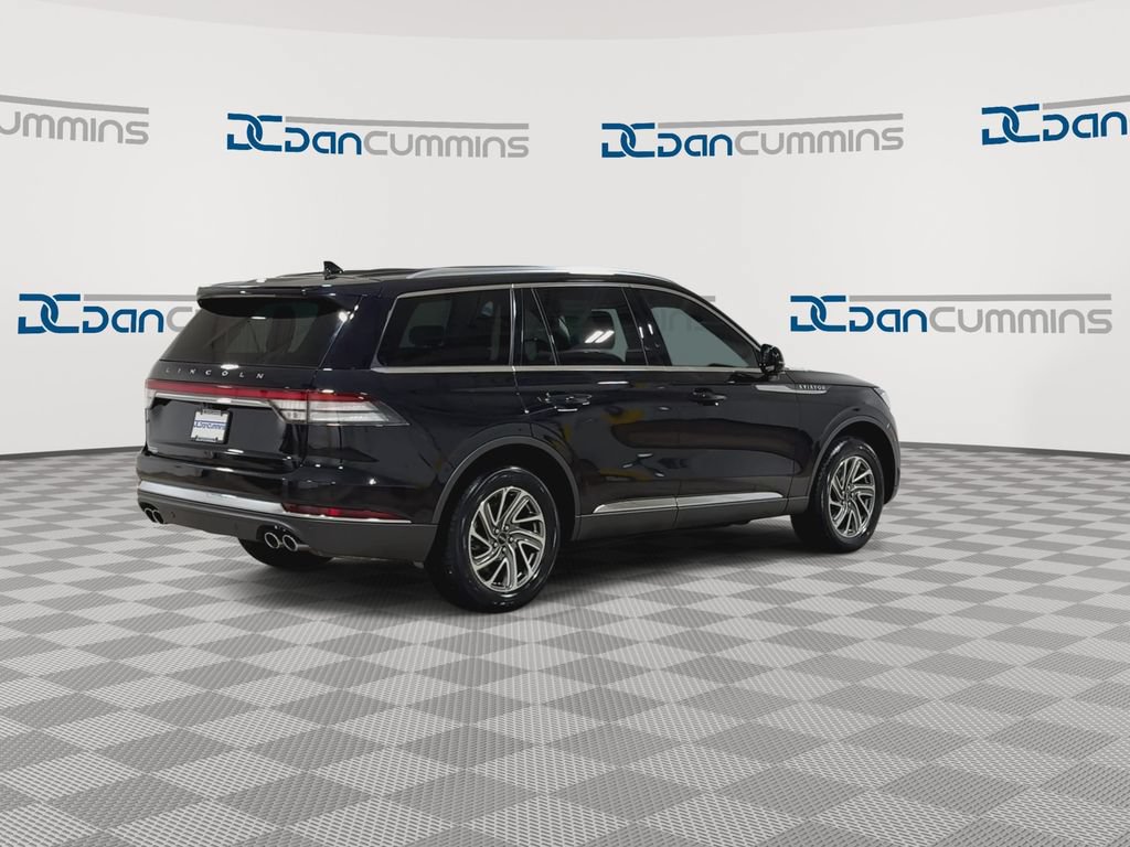 Used 2023 Lincoln Aviator AWD image 8