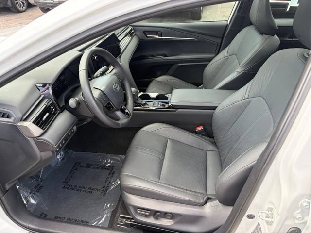 Used 2025 Toyota Camry XSE FWD image 14