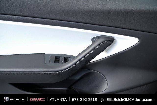 Used 2021 Tesla Model 3 Standard Range Plus image 6