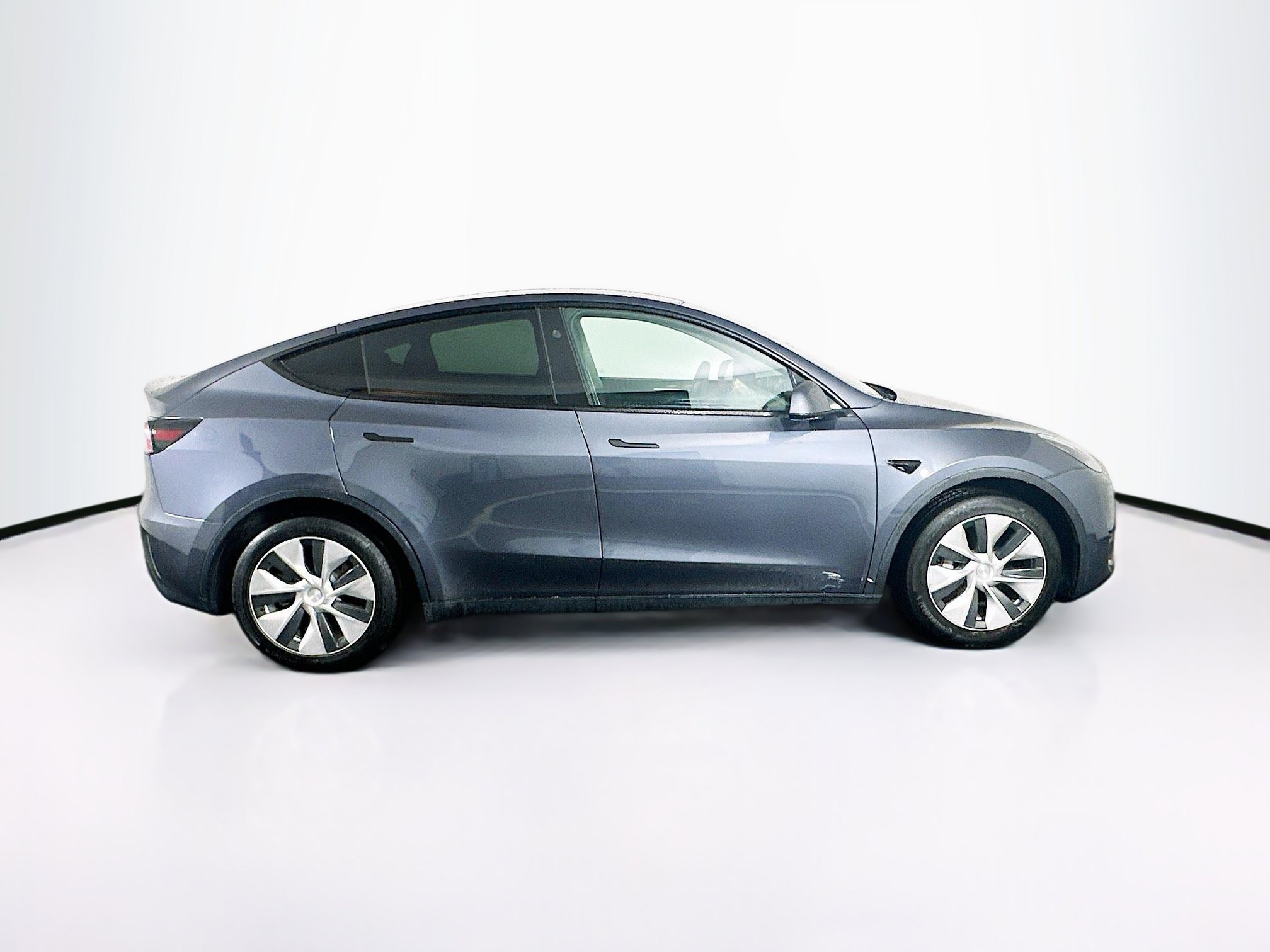 Used 2023 Tesla Model Y Long Range AWD/4WD image 10