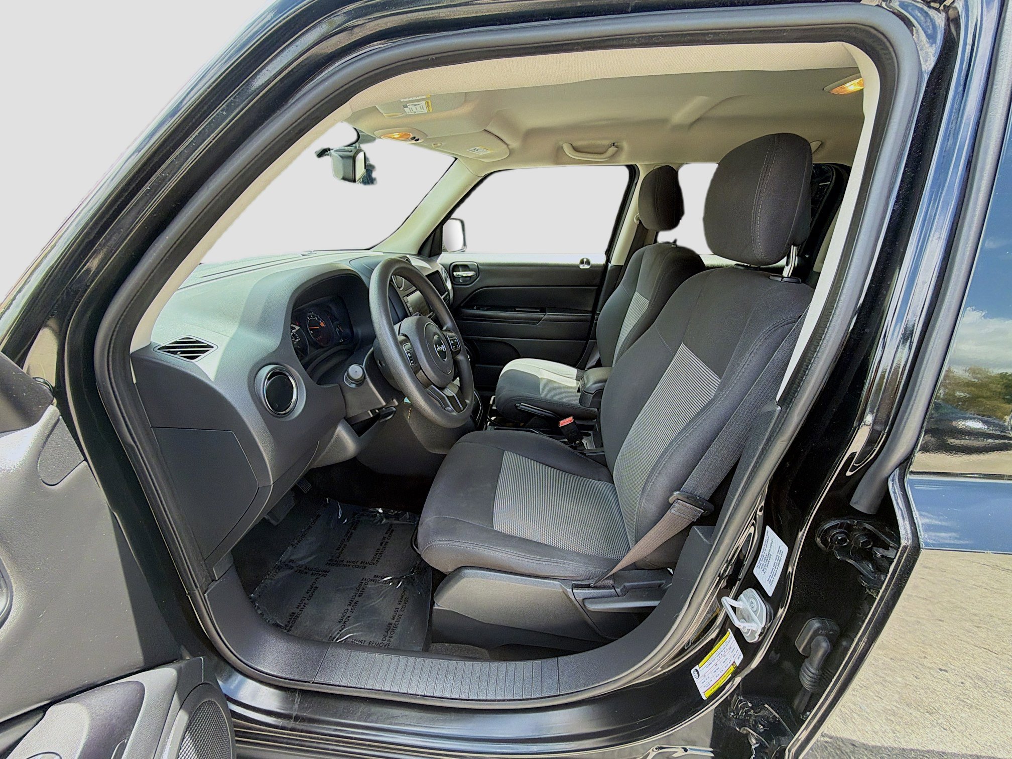 Used 2016 Jeep Patriot Sport w/ Power Value Group FWD image 19