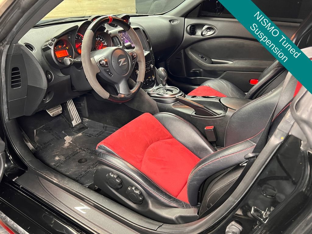Used 2019 Nissan 370Z NISMO image 3