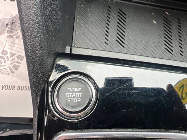 Used 2024 Kia Sportage SX FWD image 31