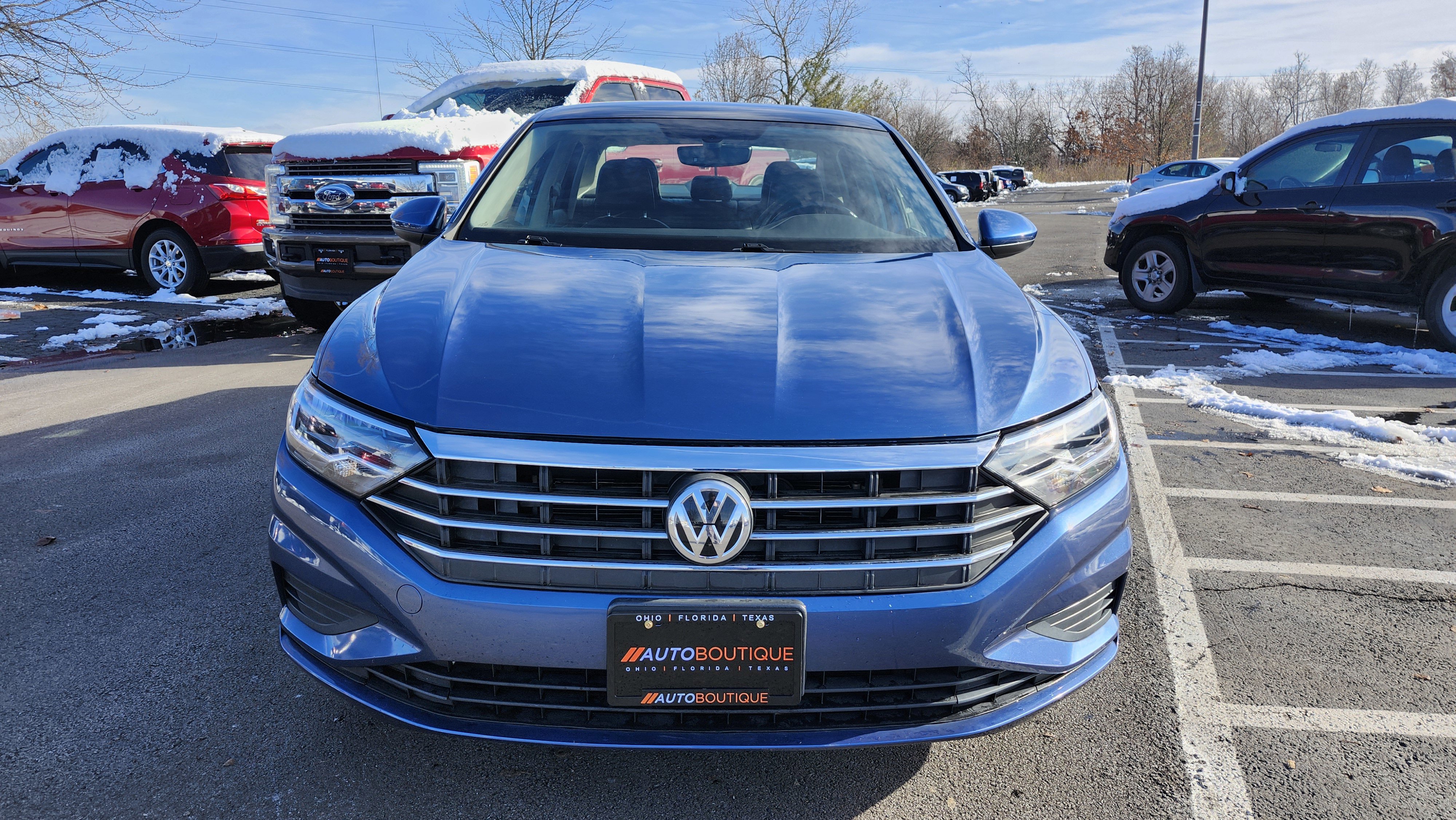 Used 2021 Volkswagen Jetta SE w/ SE Cold Weather Package image 12