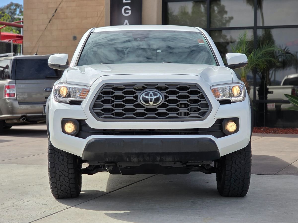 Used 2022 Toyota Tacoma TRD Off-Road w/ Technology Package AWD/4WD image 6