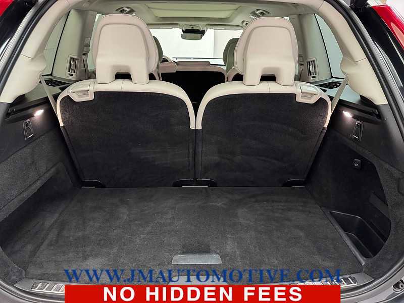 Used 2021 Volvo XC90 T6 Momentum image 18