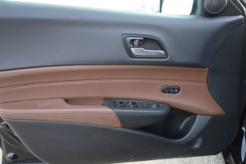 Used 2021 Acura ILX w/ Premium Package image 11