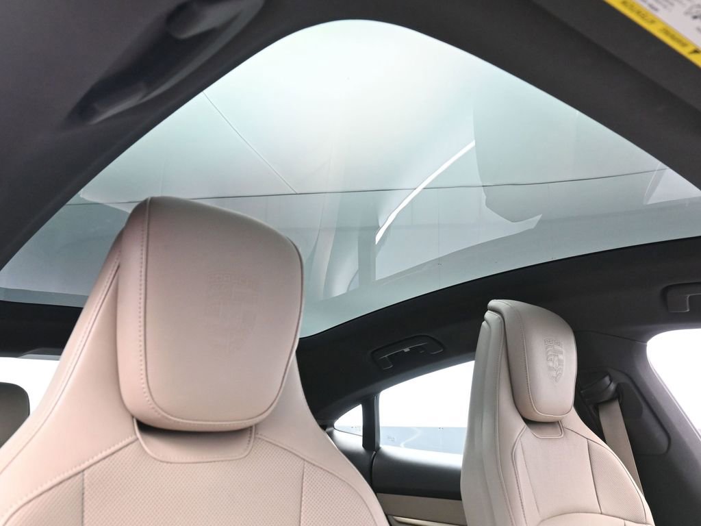 Used 2022 Porsche Taycan image 24