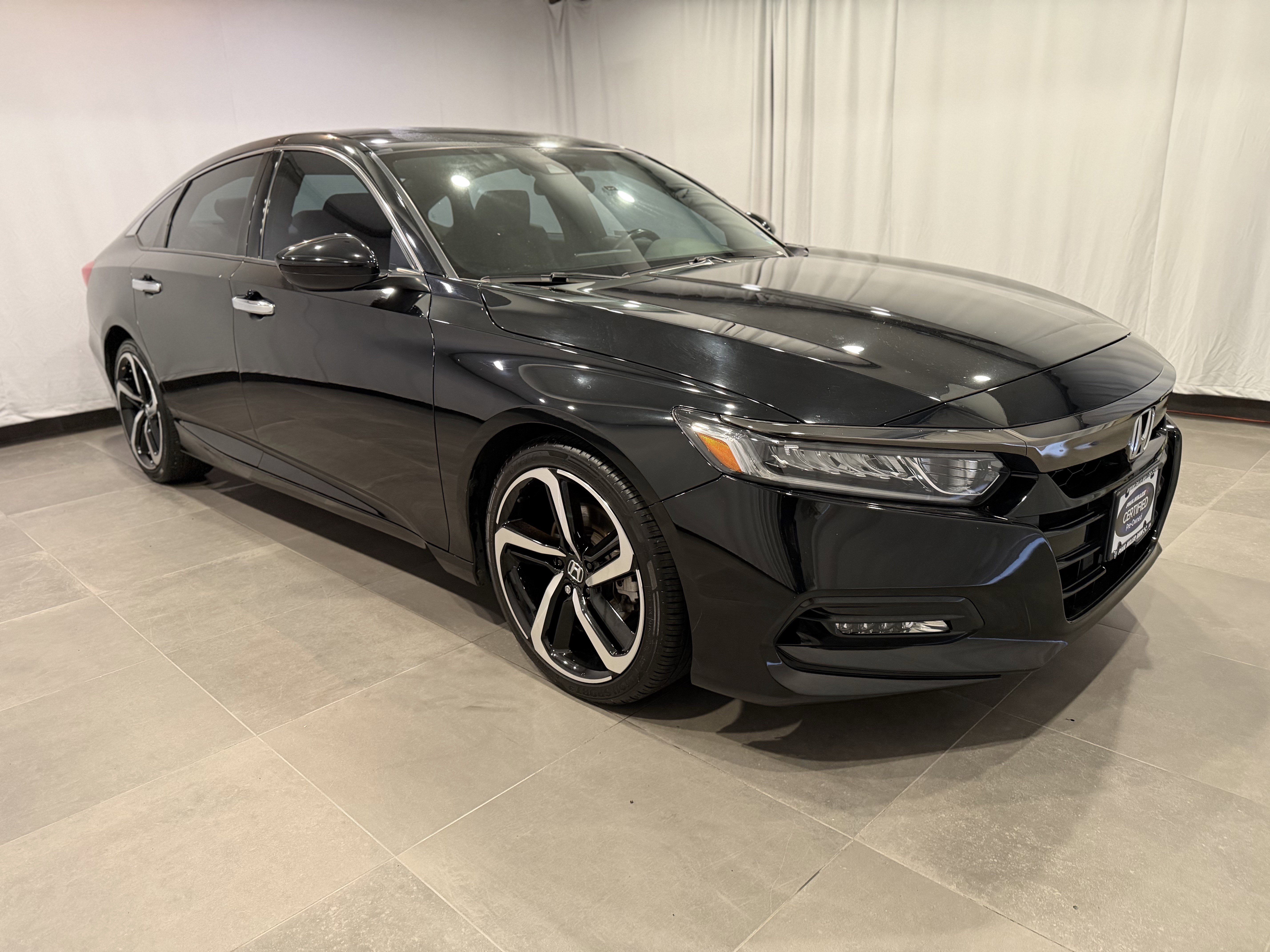 Used 2020 Honda Accord Sport image 3