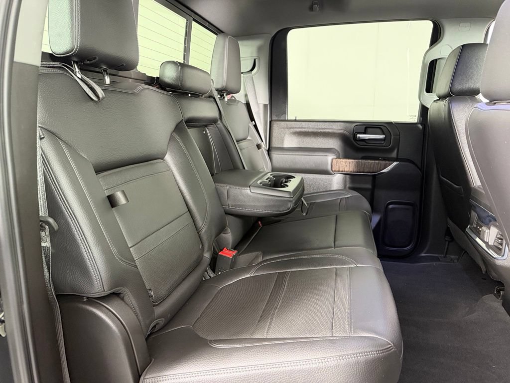 Used 2022 GMC Sierra 3500 Denali w/ Denali Ultimate Package AWD/4WD image 29