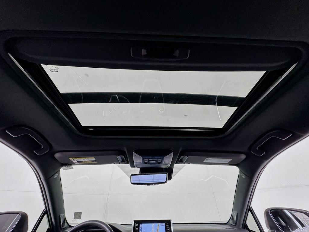 Used 2020 Toyota RAV4 XSE AWD/4WD image 18