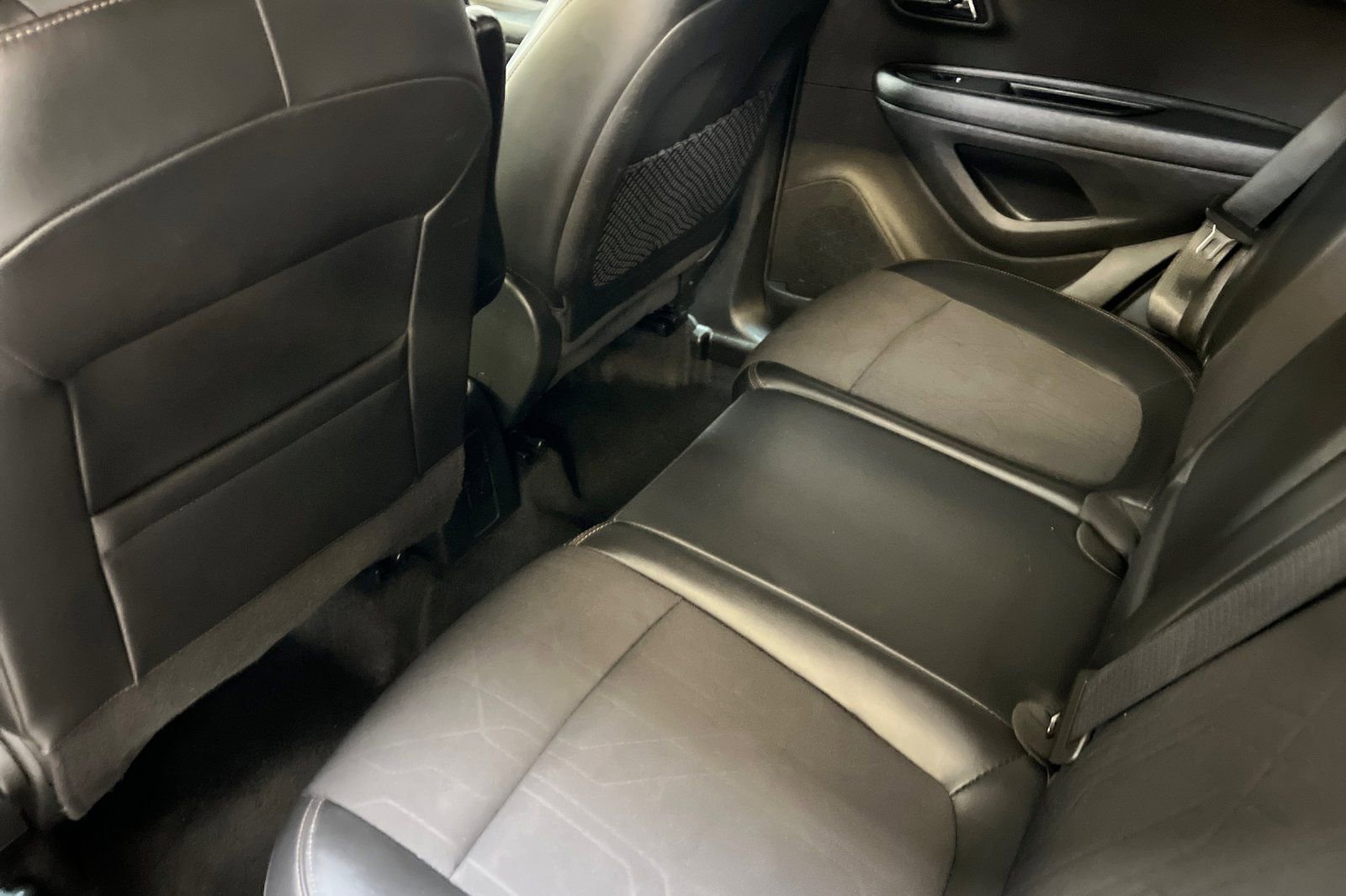 Used 2021 Chevrolet Trax LT image 14