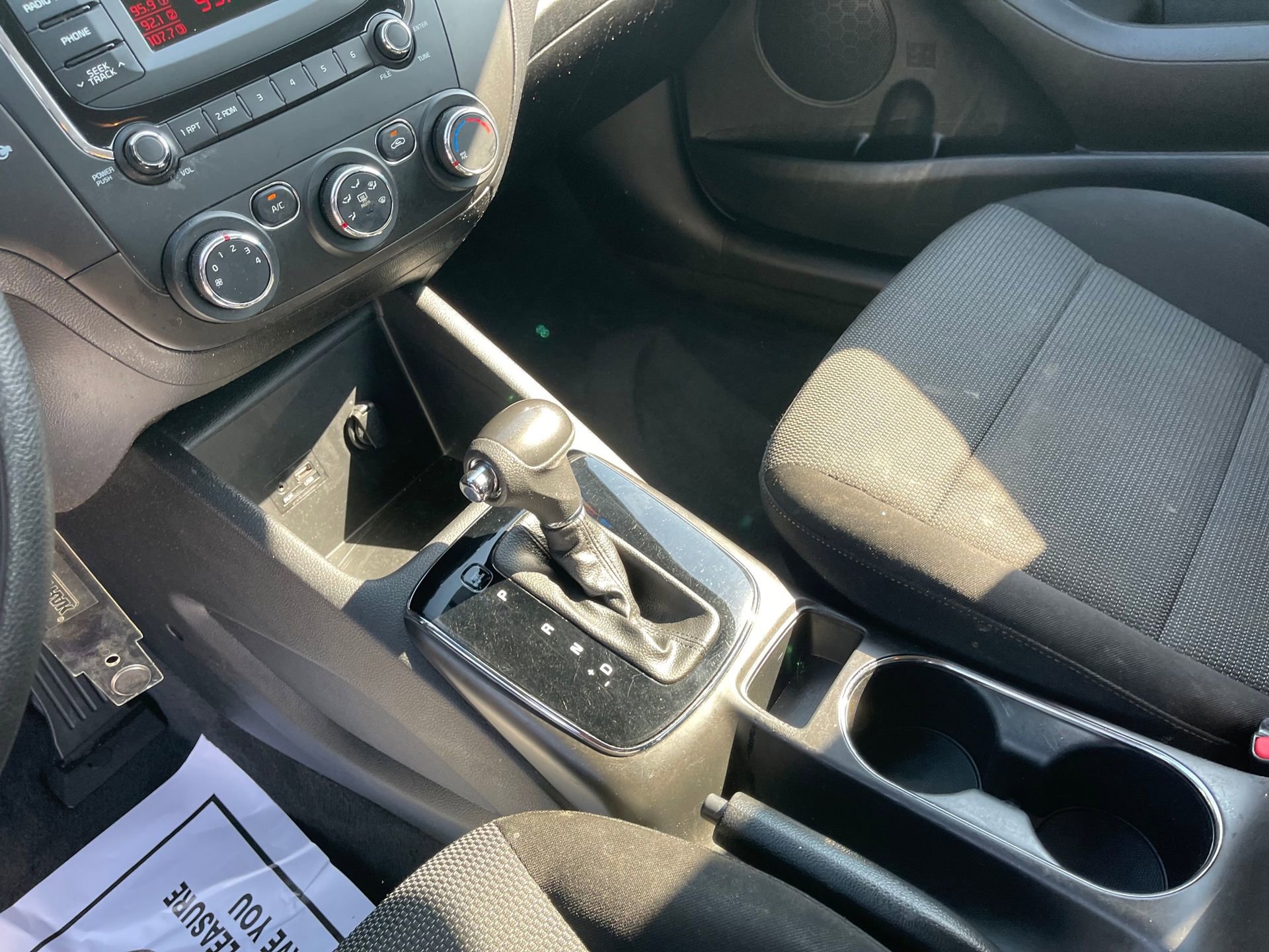 Used 2017 Kia Forte LX image 18