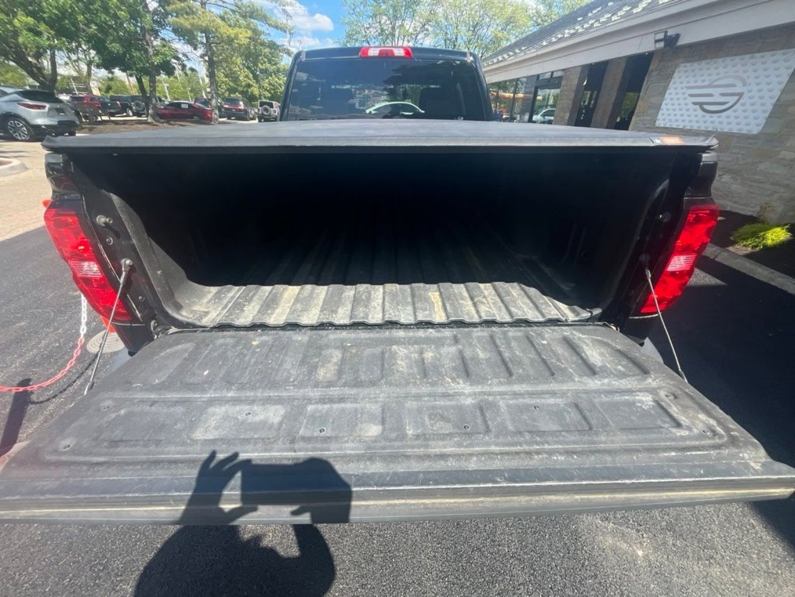 Used 2018 Chevrolet Silverado 1500 LT w/ All Star Edition AWD/4WD image 8