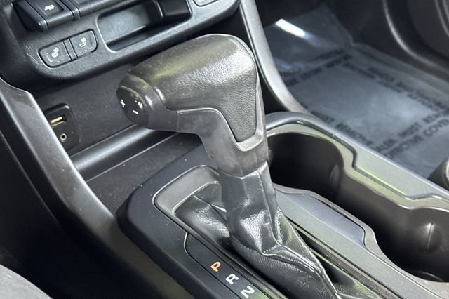 Used 2016 Chevrolet Colorado Z71 image 31