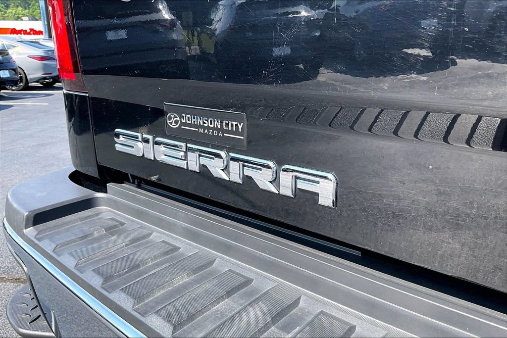 Used 2015 GMC Sierra 2500 SLT w/ Suspension Package, Off-Road RWD image 8
