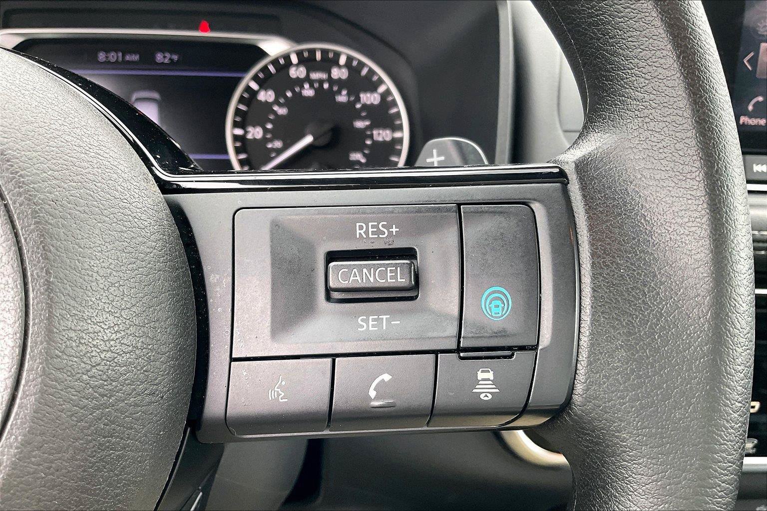 Certified 2022 Nissan Rogue SV FWD image 20