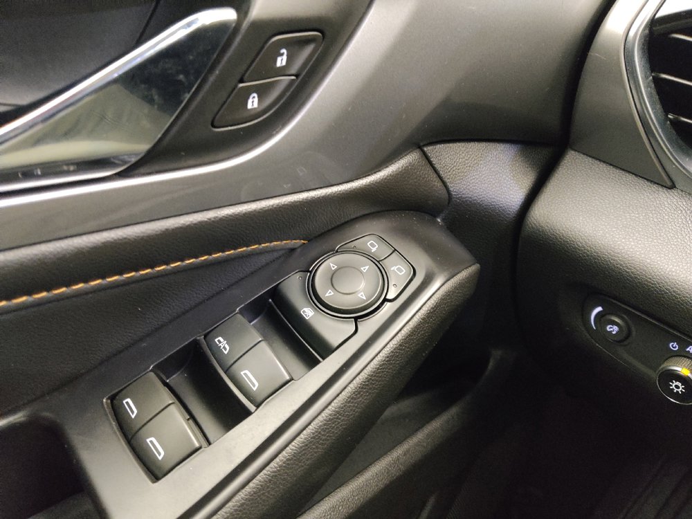 Used 2019 Chevrolet Traverse LT image 27