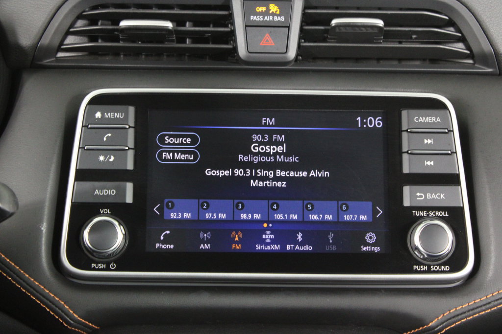 Certified 2022 Nissan Versa SR w/ Trunk Package FWD image 9