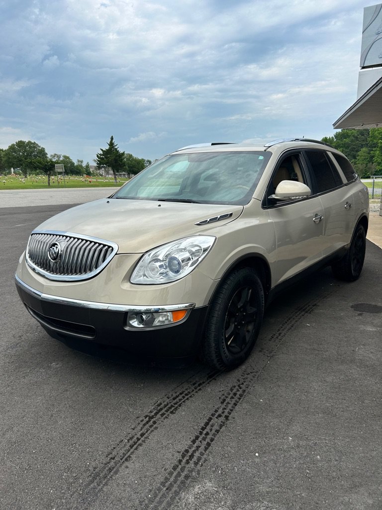 Used 2011 Buick Enclave CXL AWD/4WD image 1