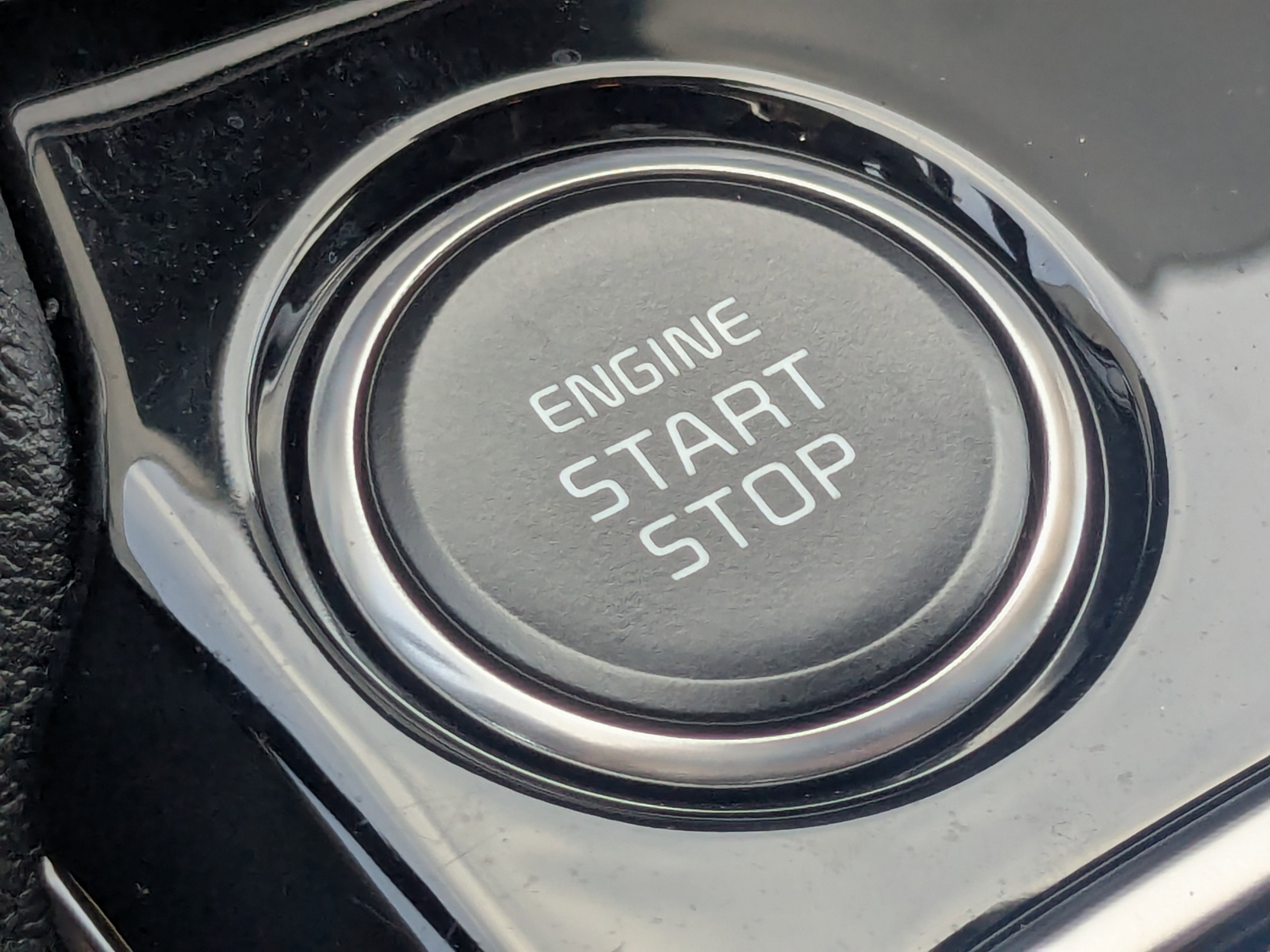 Certified 2025 Kia Sportage EX image 37