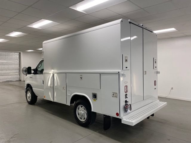 New 2025 Ford E-350 and Econoline 350 Super Duty w/ Power Equipment Group RWD image 8