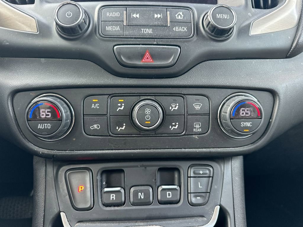 Used 2018 GMC Terrain Denali w/ Advanced Safety Package image 19