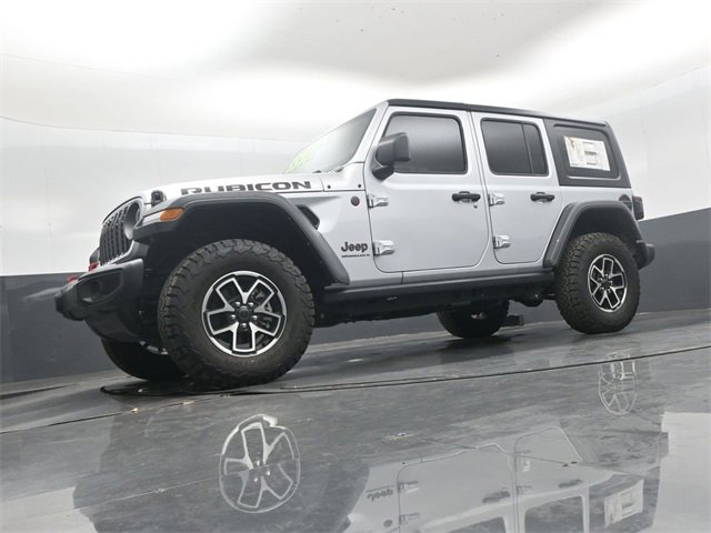 Used 2024 Jeep Wrangler Unlimited Rubicon w/ Technology Group image 38